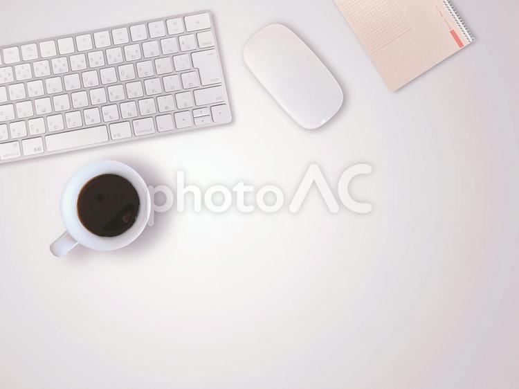 デスクワークのイメージ キーボード,パソコン,pcの写真素材
