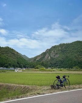 美濃加茂の岩山1 美濃加茂,岩山,山並みの写真素材