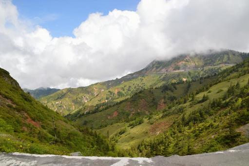 渋峠　夏の風景 渋峠,山,火山の写真素材
