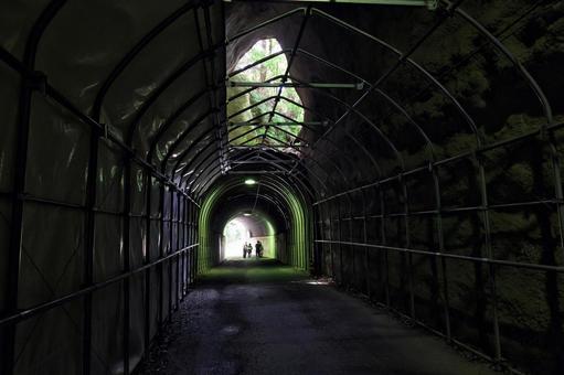 向山・共栄トンネル（二階建てトンネル） 養老渓谷,千葉県,夷隅郡大多喜町の写真素材