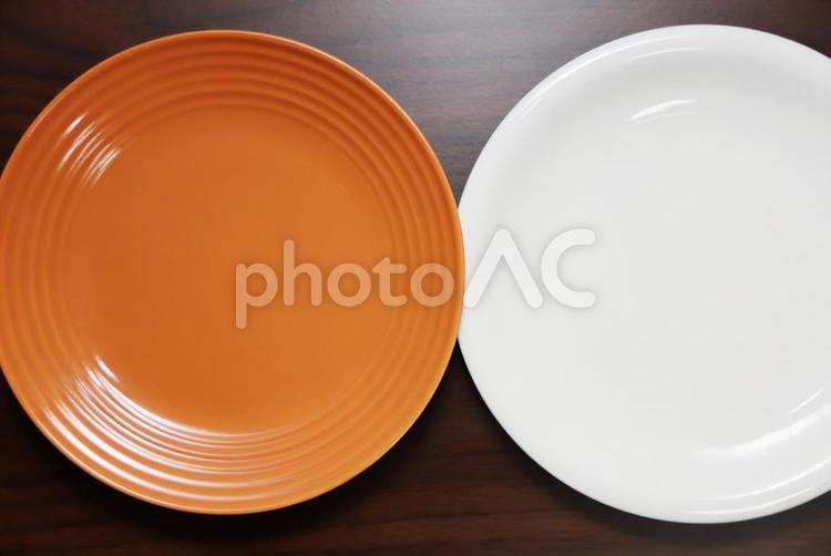 2枚のお皿 お皿,皿,食器の写真素材