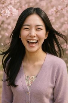 花柄スカートの女性(笑顔・バストアップ) 花柄スカートの女性(笑顔・バストアップ)の写真