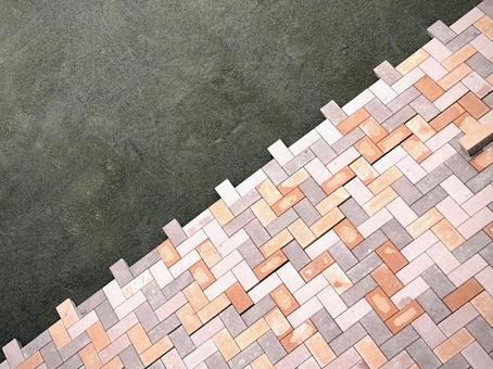 敷き詰められていくレンガ 03 煉瓦,レンガ,ヘリンボーンの写真素材