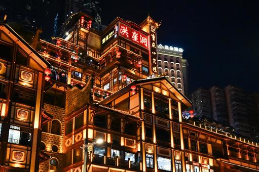 重慶夜景・洪崖洞 洪崖洞,重慶,夜景の写真素材