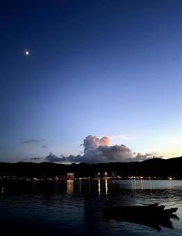The sea of Naze at dusk, JPG
