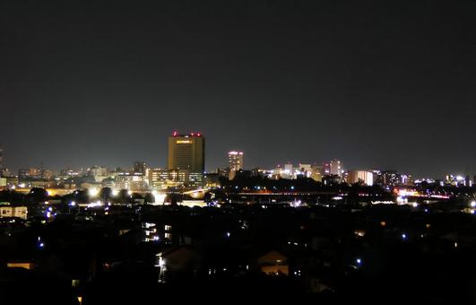 群馬県高崎市役所と街並みの夜景 群馬県高崎市役所と街並みの夜景の写真