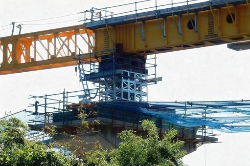 【工事写真】道路建設現場 【工事写真】道路建設現場 道路,橋梁,架設の写真素材