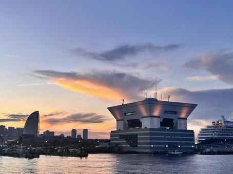 横浜港の夕焼け 横浜港の夕焼け 横浜,港,夕焼けの写真素材