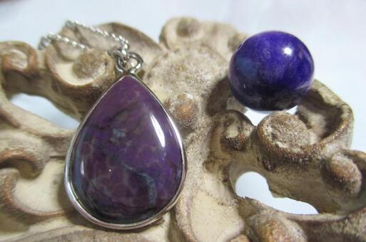 スギライト スギライト,ペンダント,ビーズの写真素材