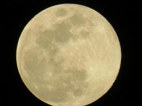 大きな十五夜の満月 月,満月,自然の写真素材