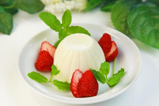 Photo, blancmange, brammage, almond milk, 