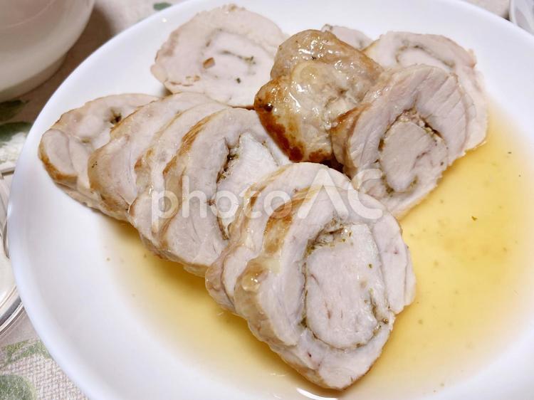 【おうちごはん】豚肉ロールハム おうちごはん,豚肉,ロールの写真素材