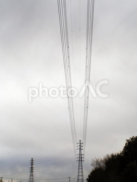 鉄塔がある風景 鉄塔,送電線,電線の写真素材