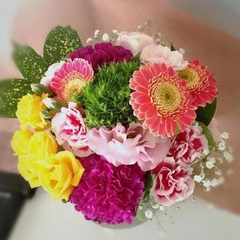 Pink and yellow bouquets and flower arrangements, JPG Pink and yellow bouquets and flower arrangements, JPG