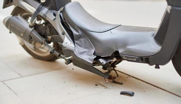 故障したバイク 故障したバイクの写真