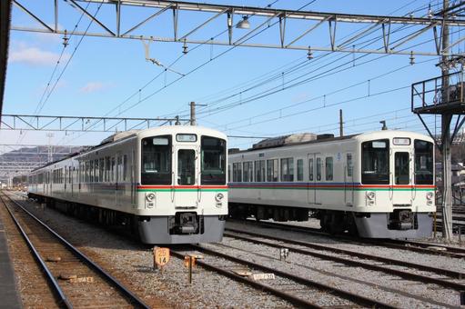 Seibu 4000 series train parked at Chichibu Station, Chichibu Railway, JPG Seibu 4000 series train parked at Chichibu Station, Chichibu Railway, JPG