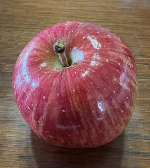 R7.11.28　りんごサンふじ りんご,りんごサンふじ,サンふじの写真素材