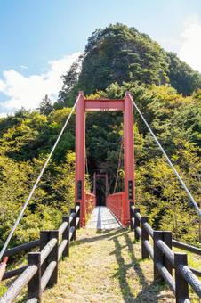 吊り橋⑶ 橋,吊り橋,逢瀬橋の写真素材