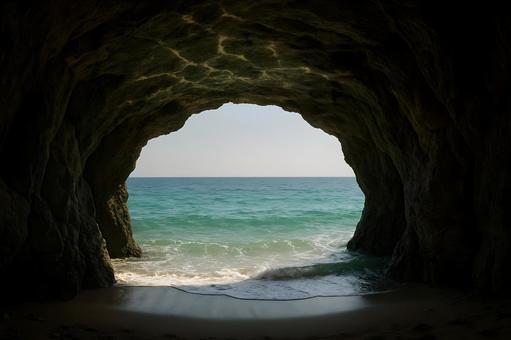 洞窟からの海景 洞窟からの海景の写真