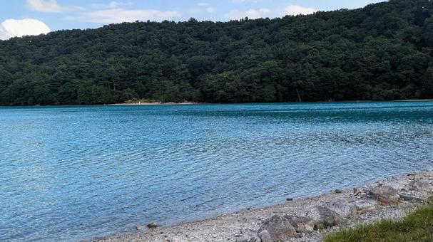 鳴子温泉郷の観光名所 潟沼 鳴子温泉郷の観光名所 潟沼の写真