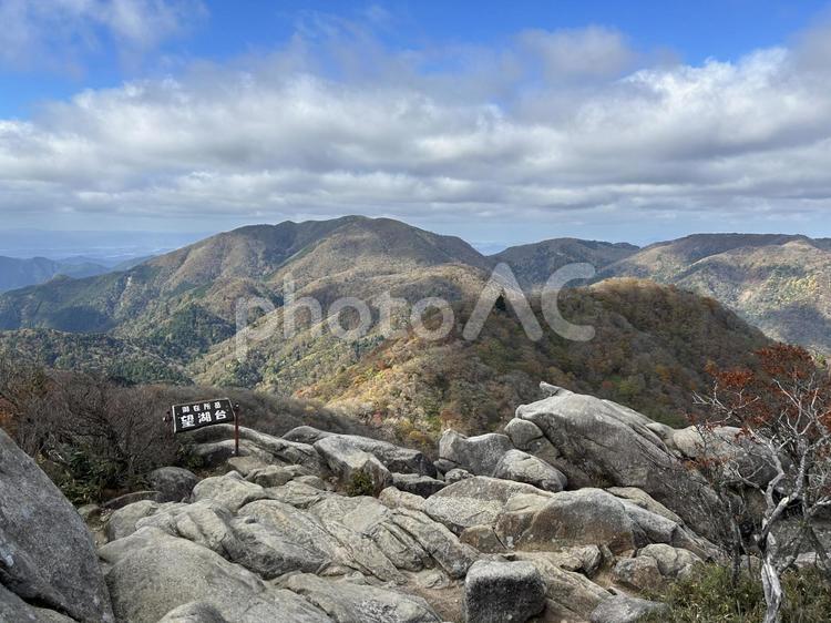 望湖台　御在所岳　初冬 御在所岳,御在所,望湖台の写真素材