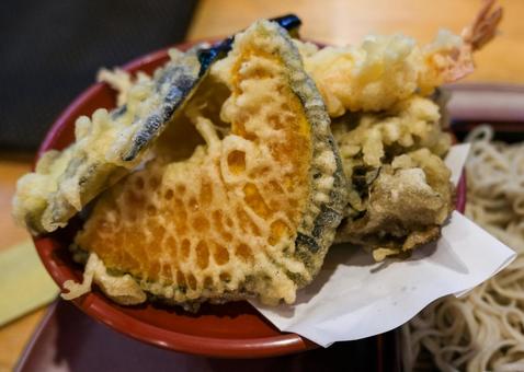 秩父 武蔵屋本店の天ぷら 天ぷら,天ぷら蕎麦,蕎麦の写真素材
