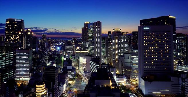 夕暮れの大阪梅田 大阪,梅田,大阪市の写真素材