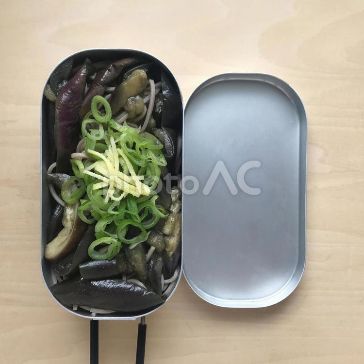 メスティン（ナスの煮浸し蕎麦） メスティン,蕎麦,そばの写真素材
