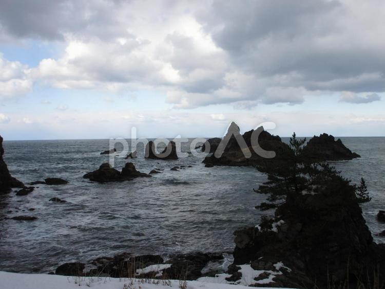 兵庫県-穴見海岸の風景 穴見海岸,山陰海岸,ジオパークの写真素材