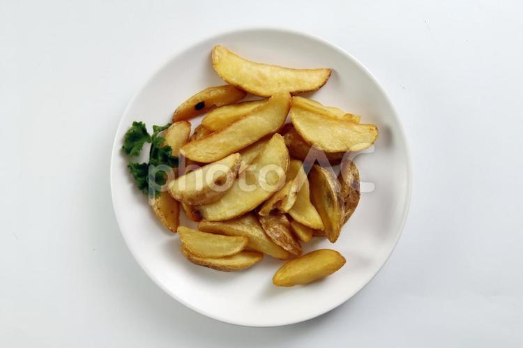 皿にのったポテトフライ ポテトフライ,フライドポテト,じゃがいもの写真素材