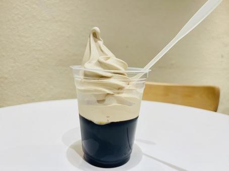 コーヒーゼリーソフト コーヒーゼリーソフト コーヒーゼリー,ソフトクリーム,カフェの写真素材
