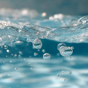 青い海に浮かぶ気泡 青い海に浮かぶ気泡の写真