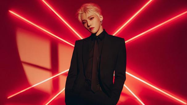 K-POP風スタイリッシュ男性 K-POP風スタイリッシュ男性の写真