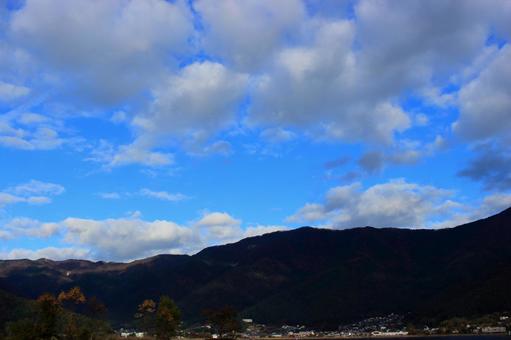 秋の河口湖周辺 秋の河口湖周辺 河口湖周辺,河口湖,湖の写真素材