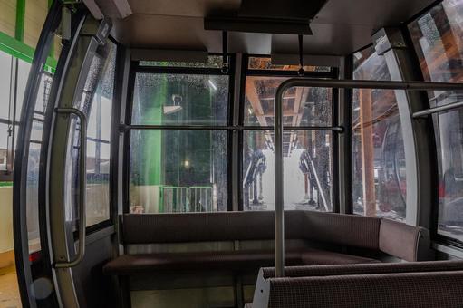 天神平駅周辺の景色 天神平駅周辺の景色 谷川岳,天神平駅,ロープウェイの写真素材