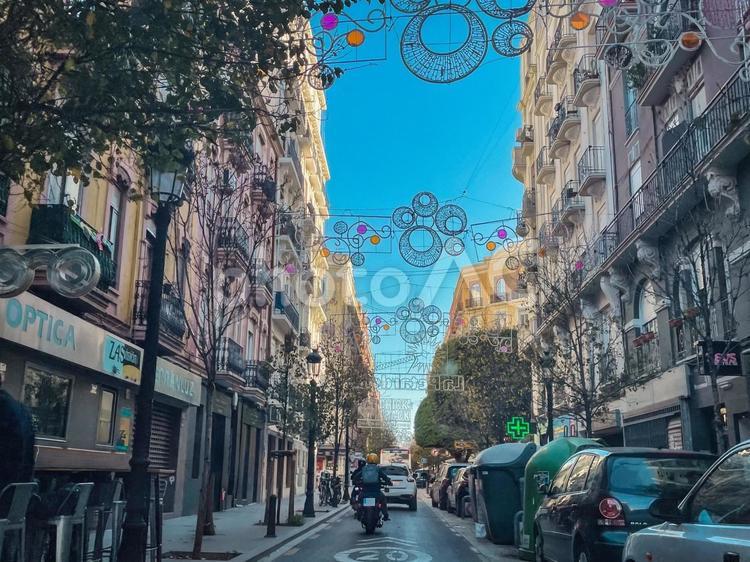 スペインの街中の風景　ヨーロッパ 街並み,スペイン,バレンシアの写真素材