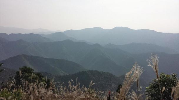 Mountains and swaying silver grass, JPG