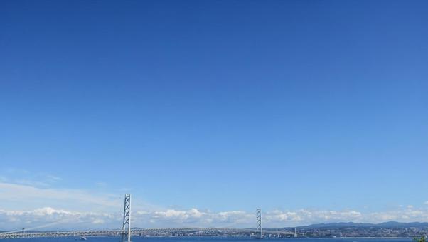 夏の明石海峡大橋 夏の明石海峡大橋 明石海峡大橋,夏,橋の写真素材