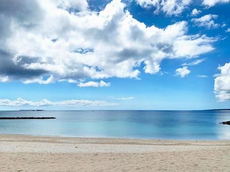 沖縄の海岸の写真
