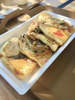 牡蠣チヂミ 牡蠣チヂミ 牡蠣,チヂミ,紅生姜の写真素材