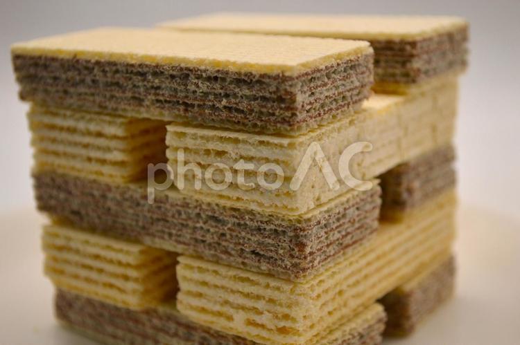 皿に乗ったチョコサンド・ウエハース 物撮り,ウエハース,チョコの写真素材