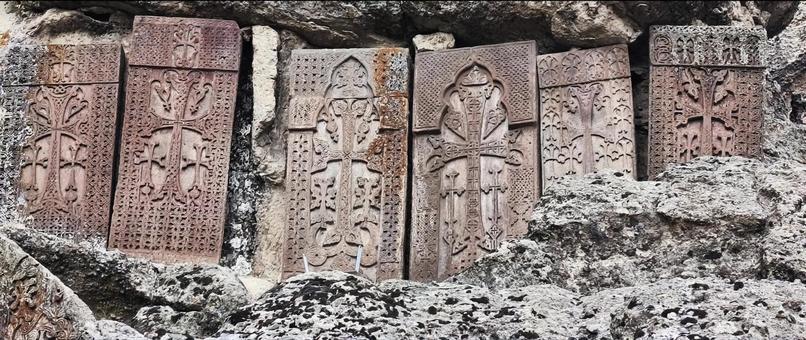 ハチュカル（十字架の石碑） ハチュカル,石碑,墓標の写真素材