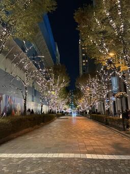 都会の夜 都内,ナイト,イルミネーションの写真素材