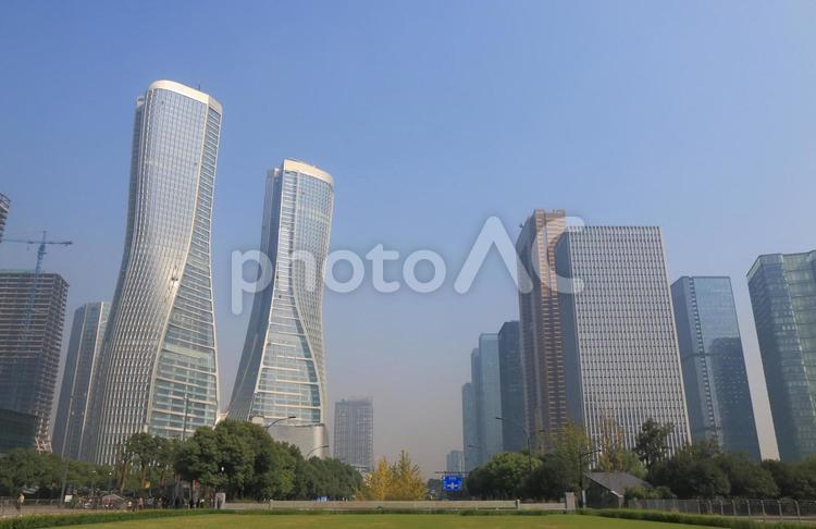 "中国　杭州のダウンタウン　江錦路エリアの風景 " 中国,杭州,高層ビルの写真素材