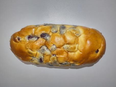 豆パン 豆パン,パン,菓子パンの写真素材