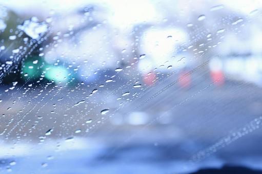 雨が降った後の車窓 雨が降った後の車窓 風景,雨,車窓の写真素材
