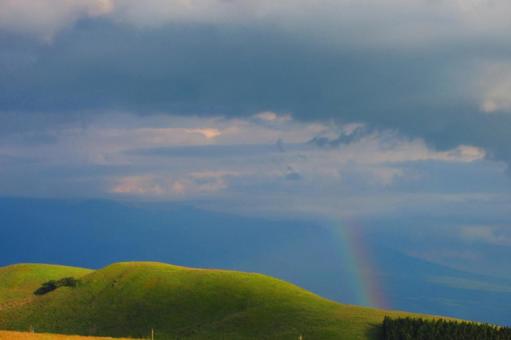 長野県-霧ヶ峰-虹 霧ヶ峰,高原,草原の写真素材