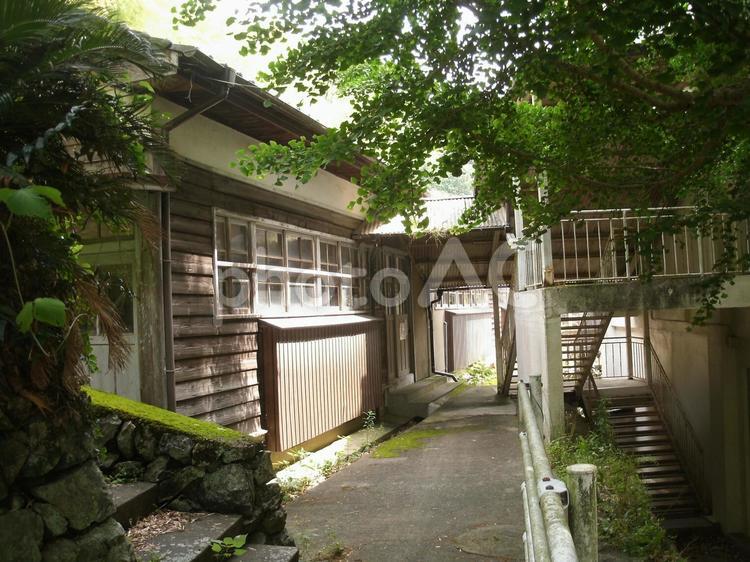 廃校の木造校舎「養源小学校」 小学校,木造校舎,廃校の写真素材