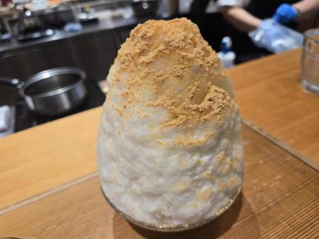 きなこ　かき氷 食べ物,料理,デザートの写真素材