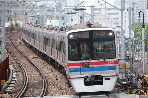 京成3700系3800番台(京急線内) 京成3700系3800番台(京急線内) 京成,京成電鉄,3700形の写真素材